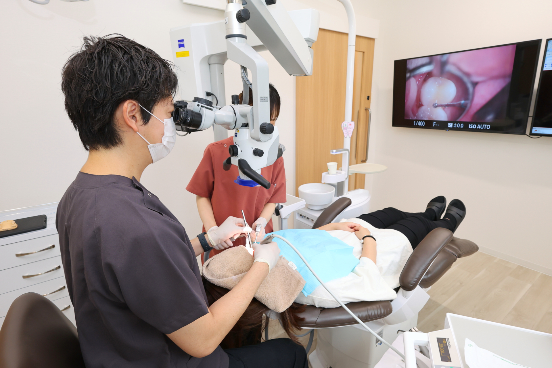 根管の消毒と洗浄