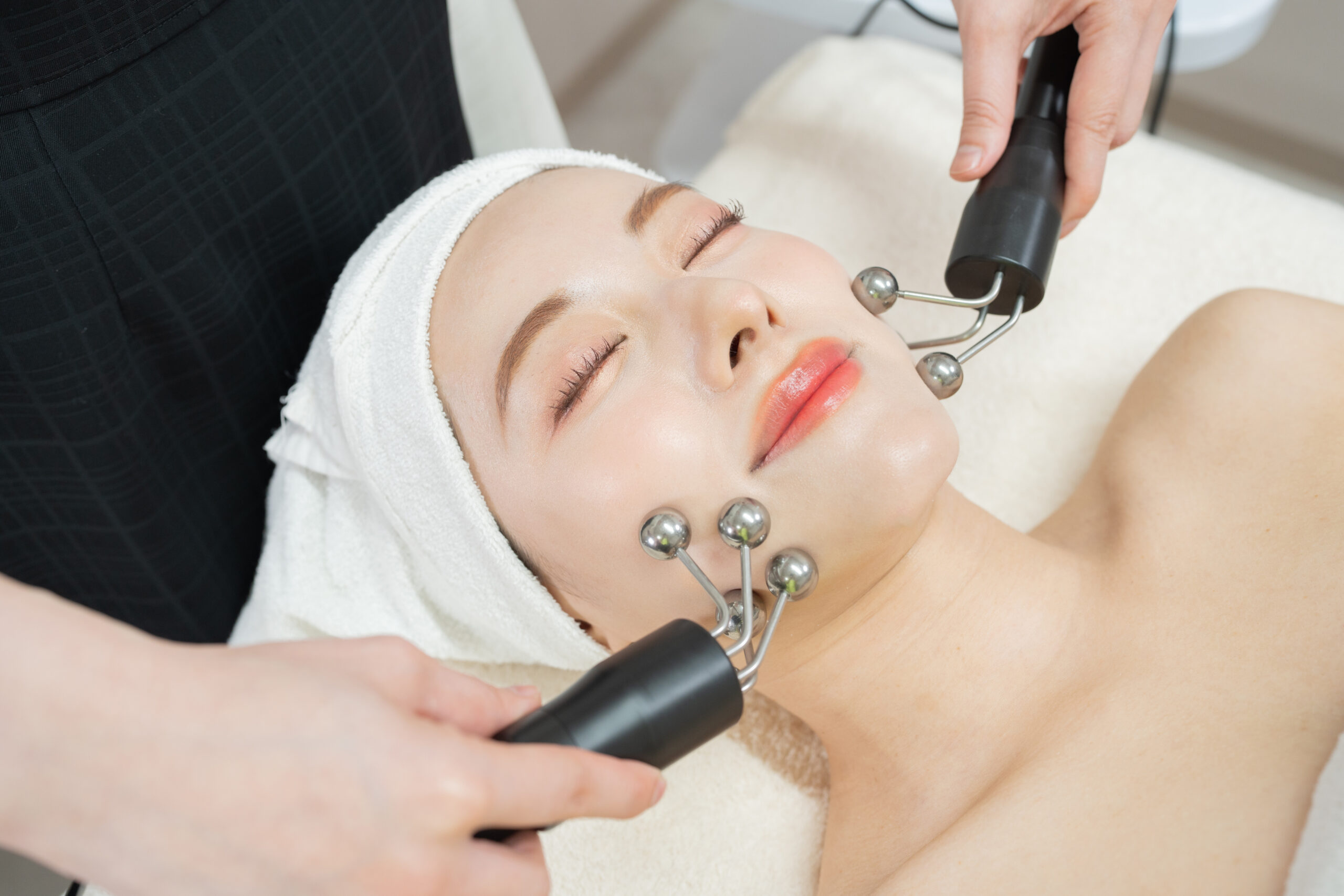 表情筋エステ(EMS)